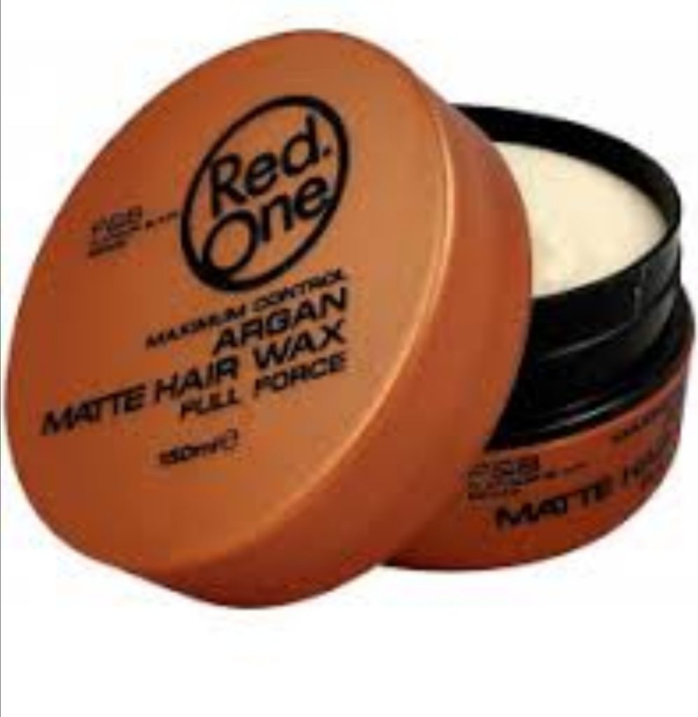 Red one argan hair wax est une cire capillaire à fixation forte pour